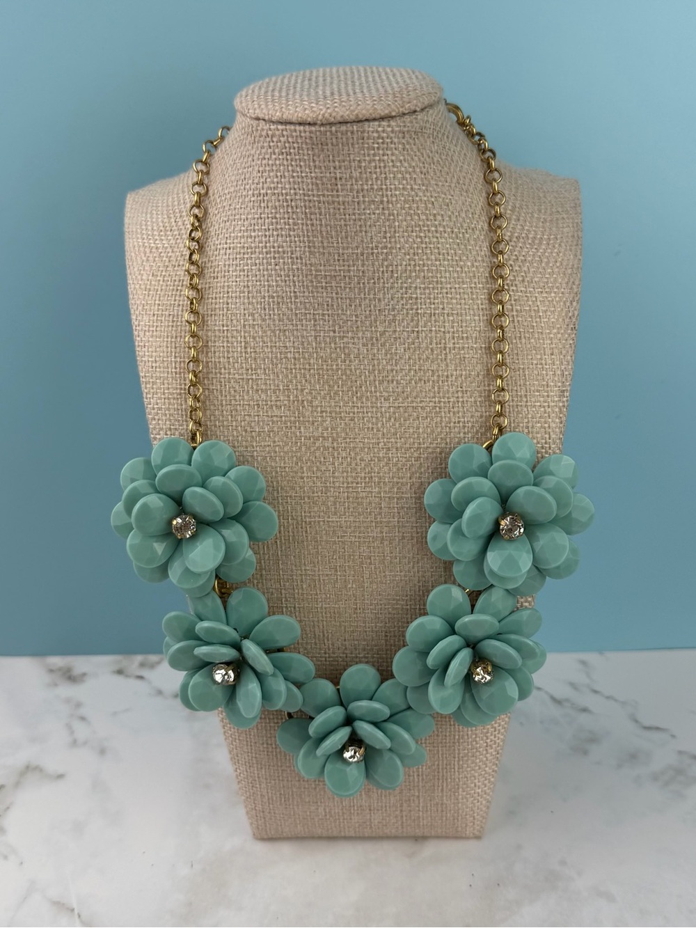 J Crew Seafoam Green Blue Resin Floral Cluster Statement Necklace Gold Tone